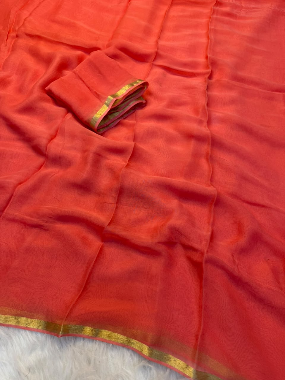 Viscose Georgette Piping Checks Saree with Running Blouse
