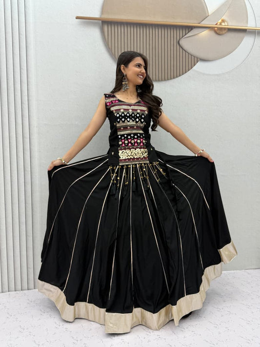 Navratri Special Pure Cotton Mother-Daughter Lehenga Choli Set