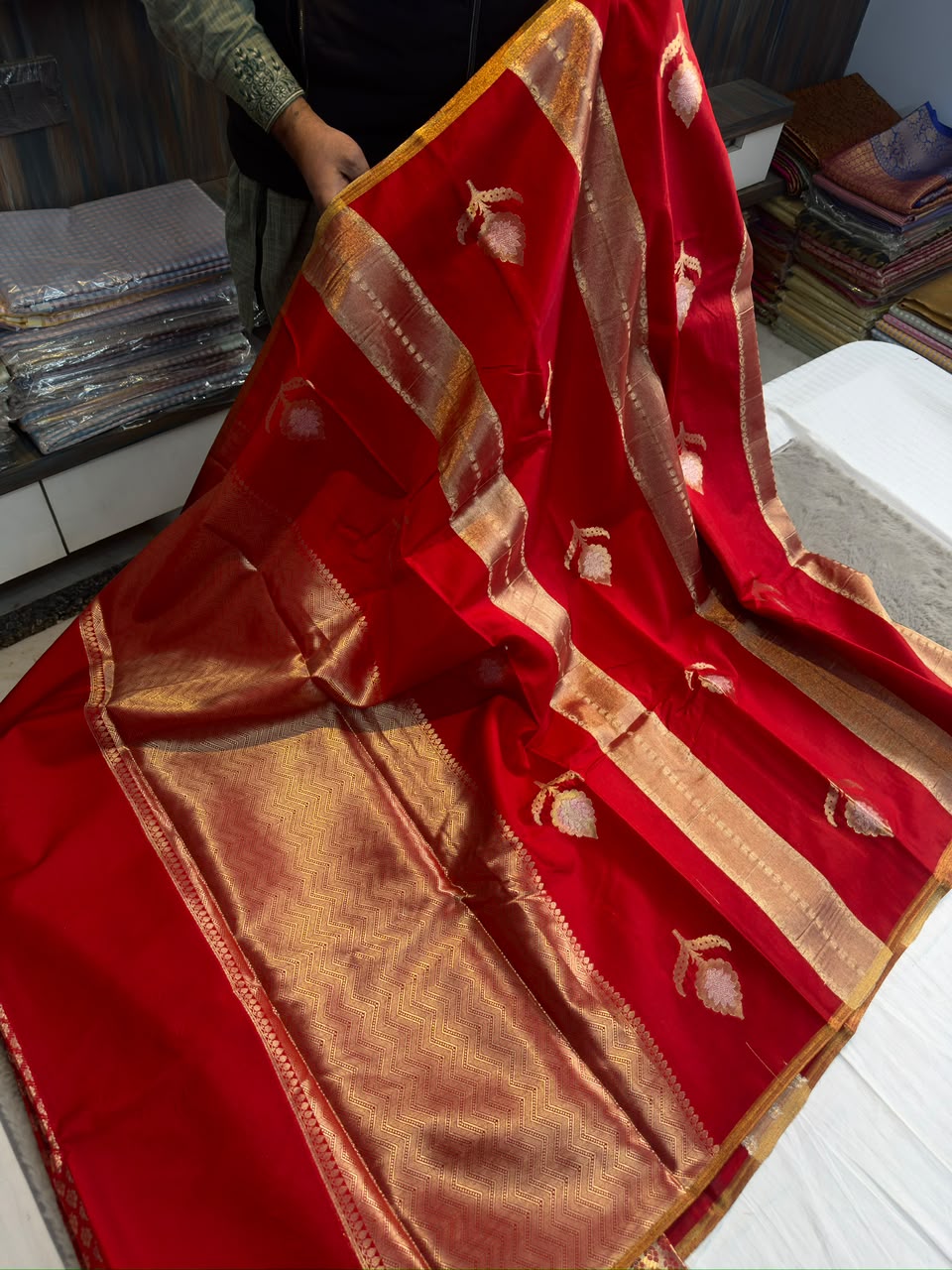 Banarasi Rao Mango Soft Silk Saree with Runcut Design