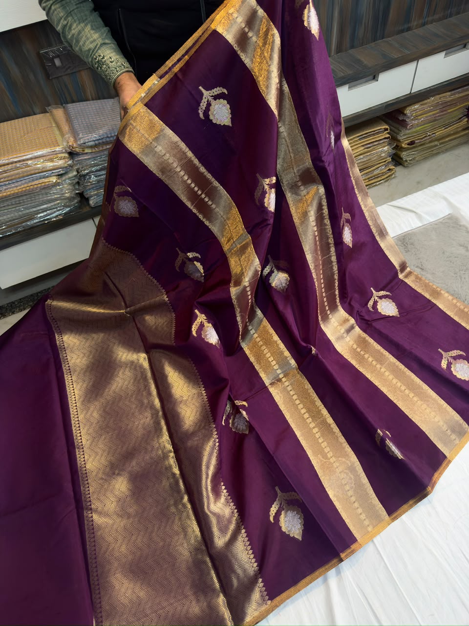 Banarasi Rao Mango Soft Silk Saree with Runcut Design