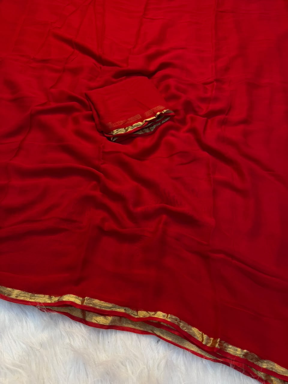 Viscose Georgette Piping Checks Saree with Running Blouse