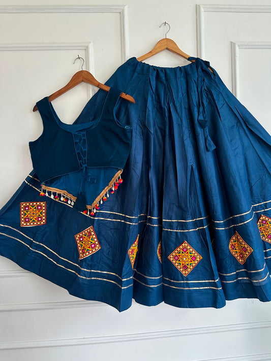 Kutchi Chaniyacholi Navratri Lehenga Choli with Hand-Stitched Shell Work