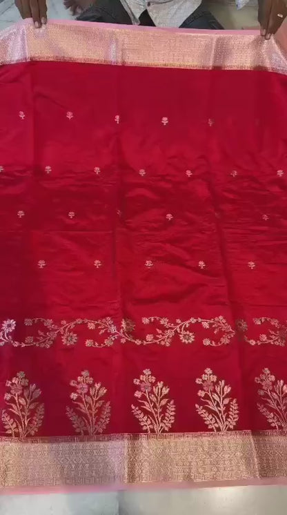Banarasi Katan Silk Saree with Zari Butti and Contrast Jacquard Pallu