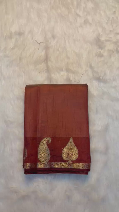Soft Tussar Silk Saree with Chit Pallu and Running Blouse