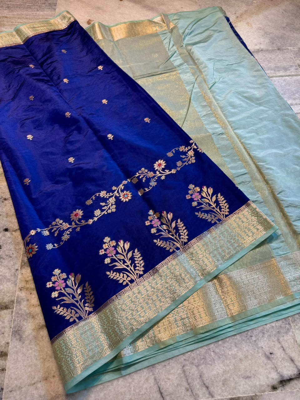 Banarasi Katan Silk Saree with Zari Butti and Contrast Jacquard Pallu