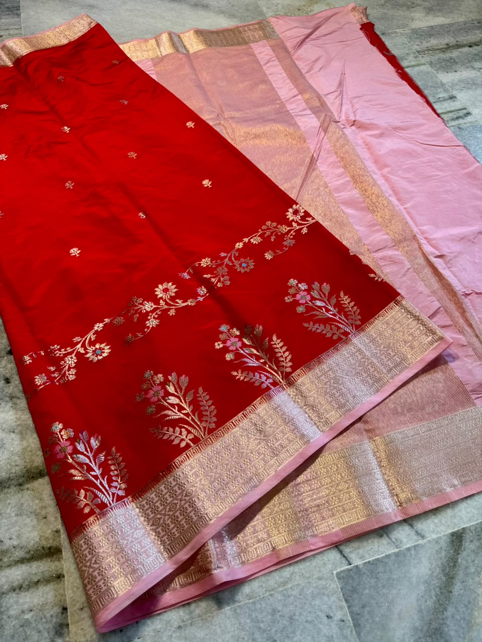 Banarasi Katan Silk Saree with Zari Butti and Contrast Jacquard Pallu