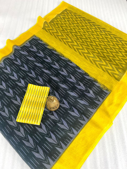 Mangalya Plain Linen Digital Print Saree with Digital Blouse