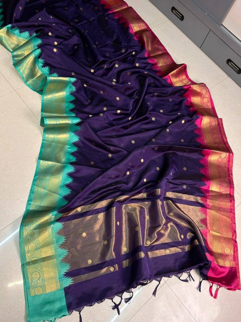 Banarasi Semi Silk Soft Ganga Jamuna Saree with Contrast Pallu