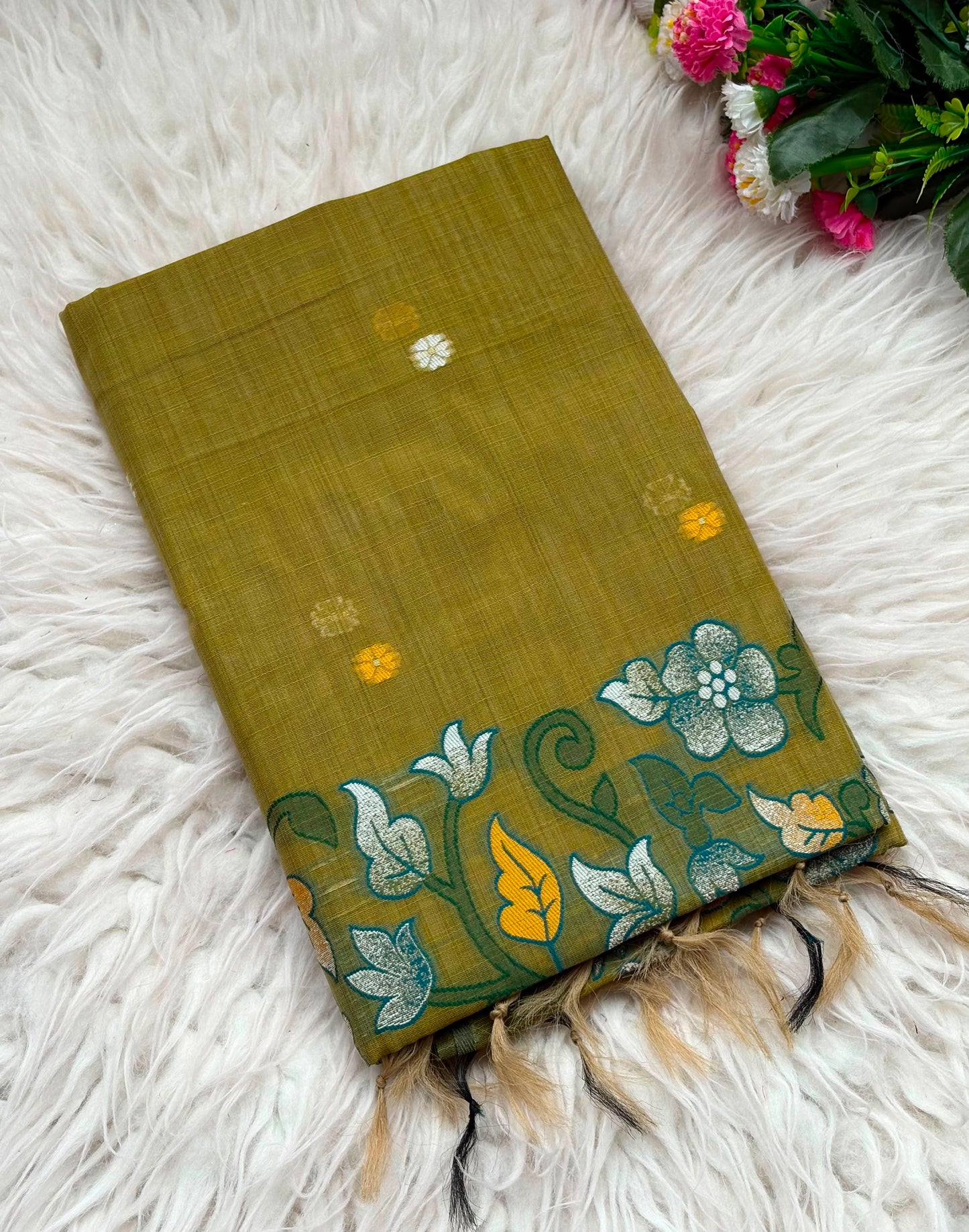 Pure Jamdani Silk Saree with Rich Zari Weave and Contrast Blouse