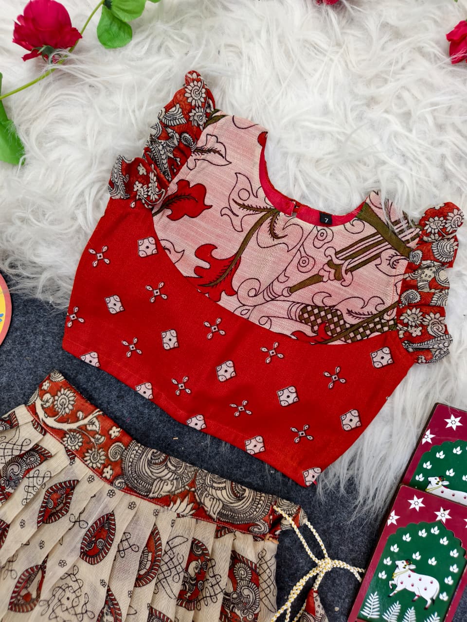 Girls Linen Blend Skirt Set with Contrast Motif Design