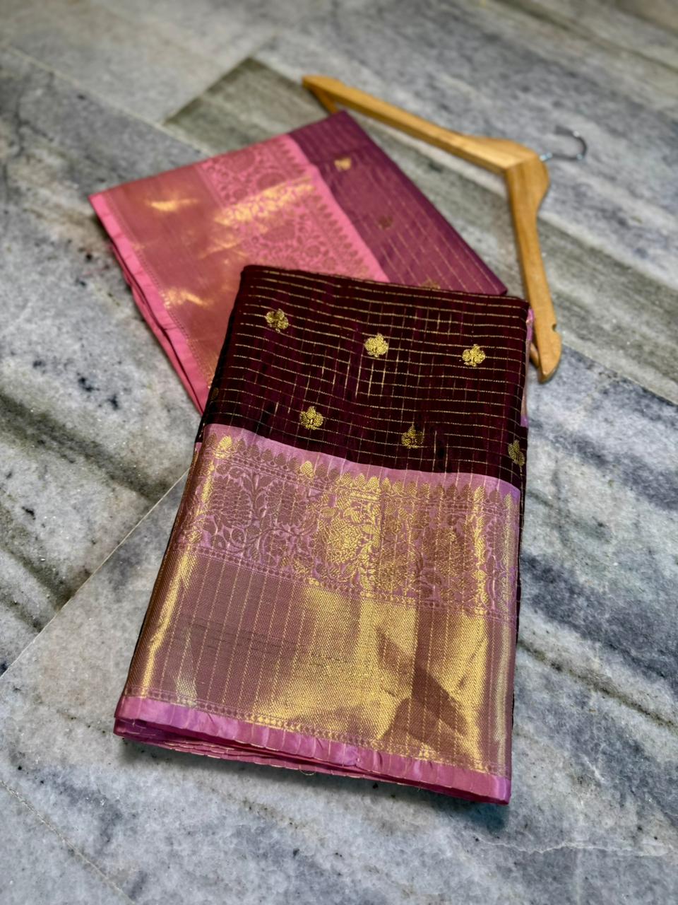 Banarasi Check Pattern Soft Banarasi Silk Saree