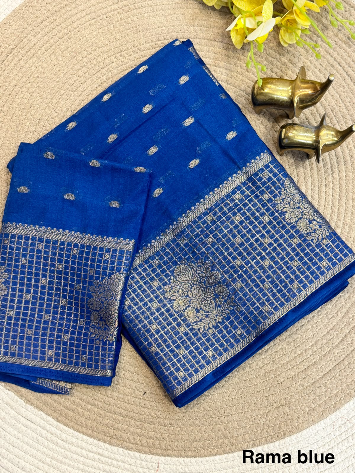 Pure Viscose Soft Silk Saree with Weaving Thread Border and Butti Blouse