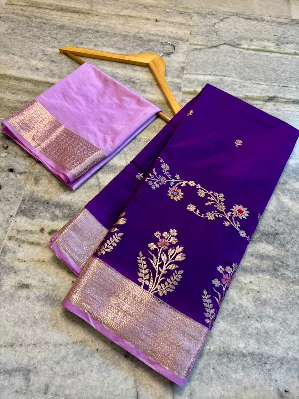 Banarasi Katan Silk Saree with Zari Butti and Contrast Jacquard Pallu