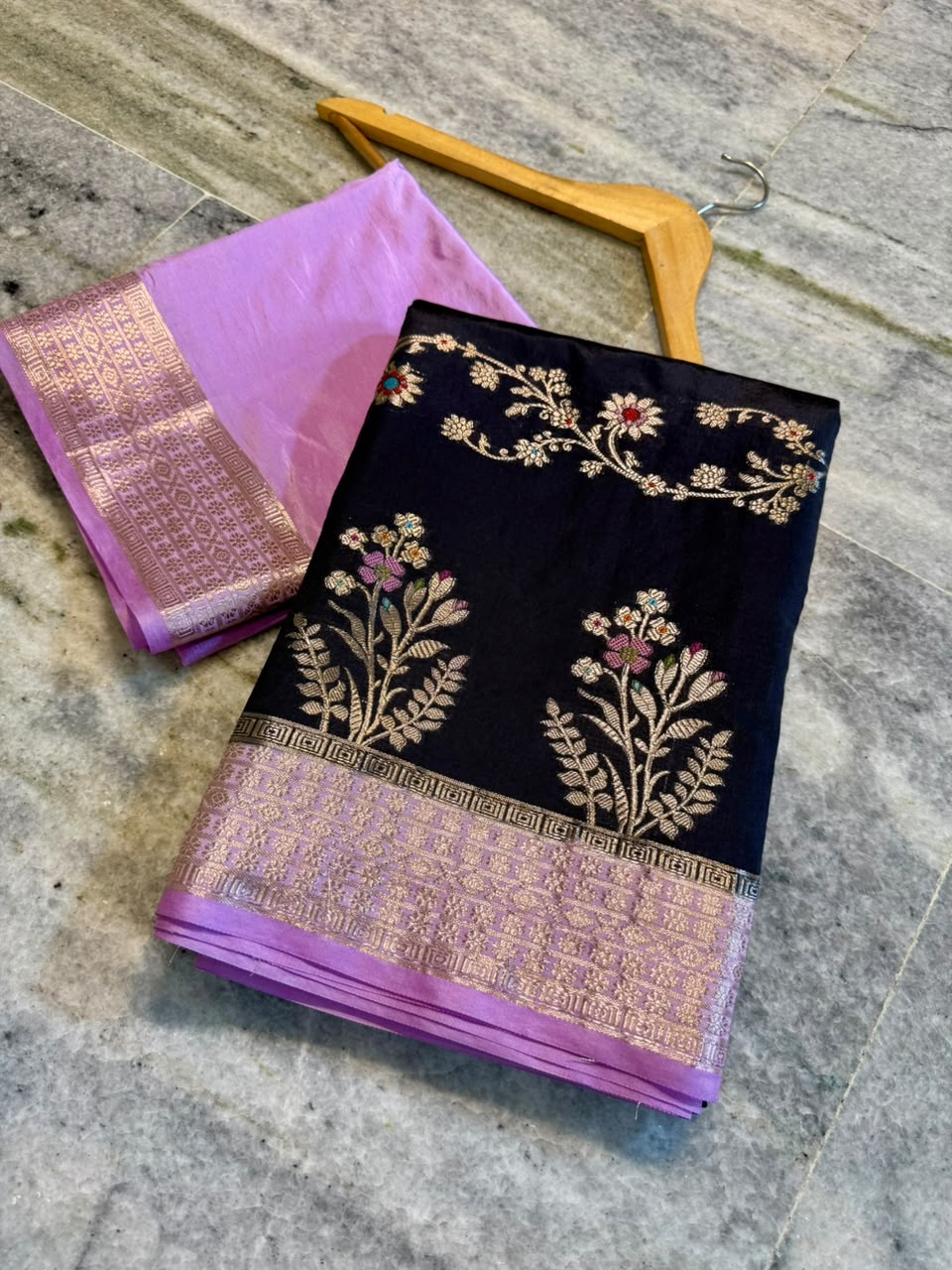 Banarasi Katan Silk Saree with Zari Butti and Contrast Jacquard Pallu