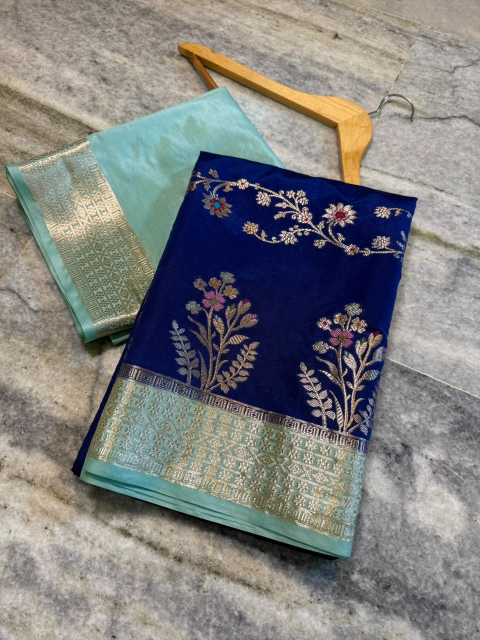 Banarasi Katan Silk Saree with Zari Butti and Contrast Jacquard Pallu