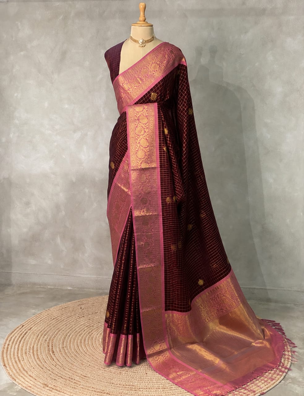 Banarasi Check Pattern Soft Banarasi Silk Saree
