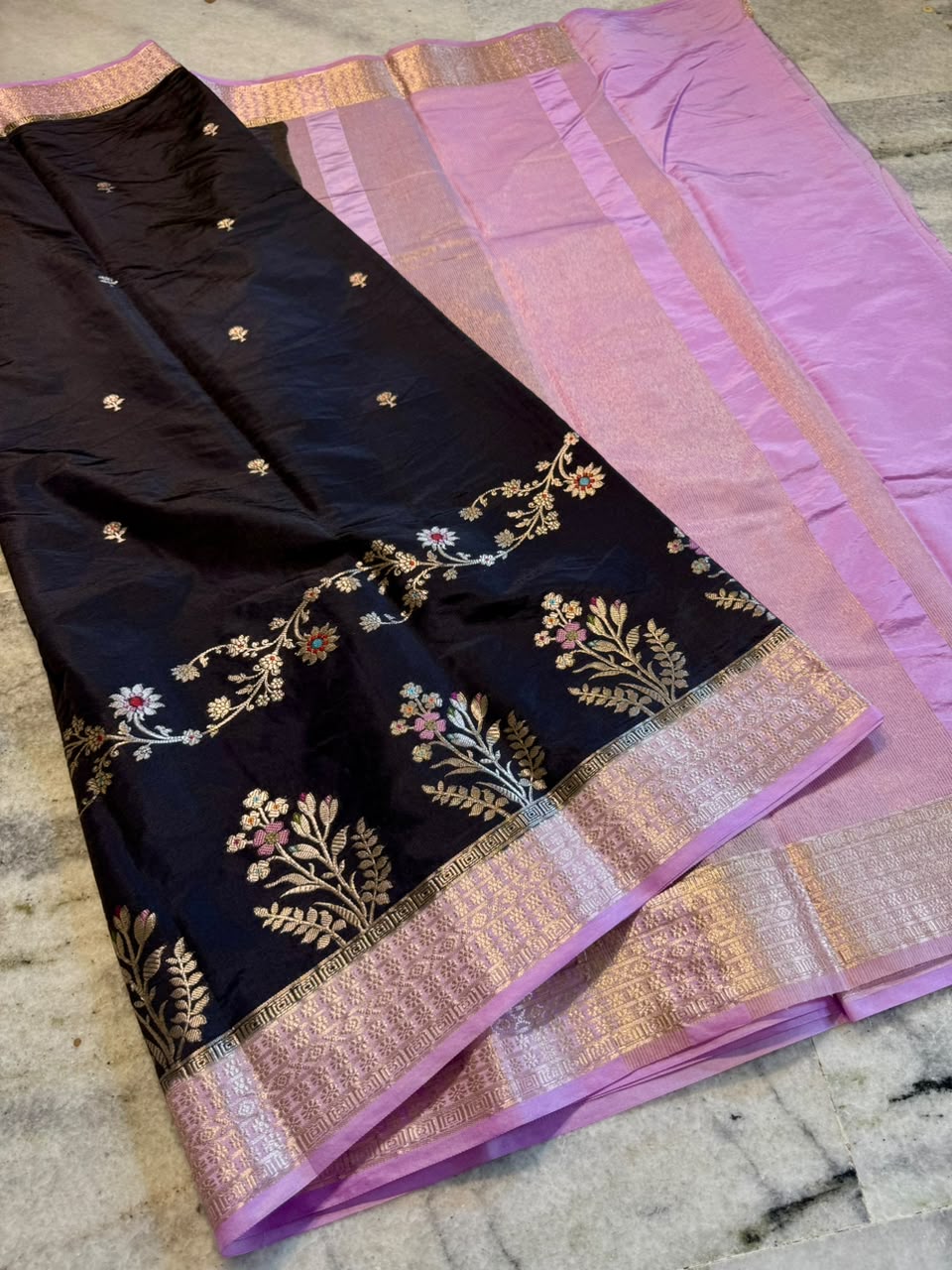 Banarasi Katan Silk Saree with Zari Butti and Contrast Jacquard Pallu
